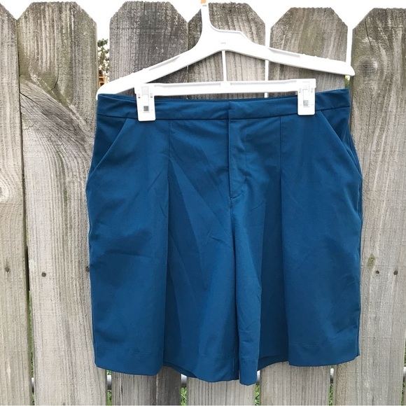 Lululemon Pleaded Trouser Shorts - Picture 1 of 6